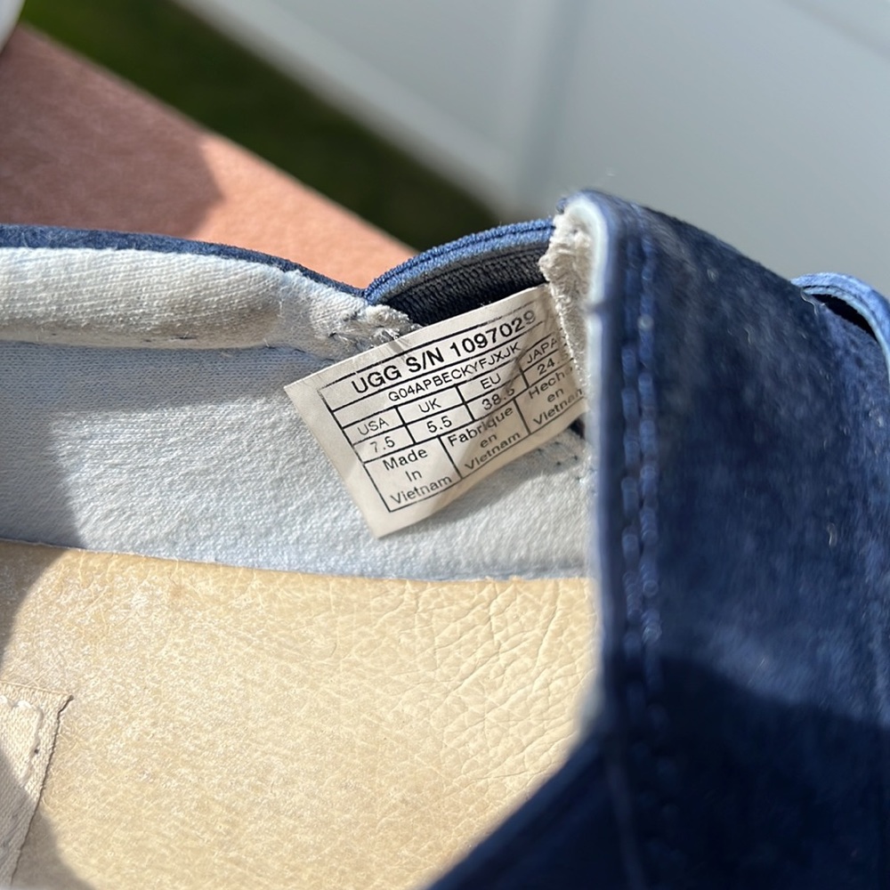 Ugg Sneakers View 5